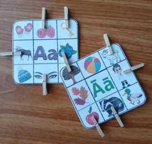 Knaģu spēle “Pirmā skaņa”