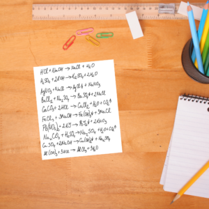 Ķīmija – reakcijas vienādojumi rokrakstā (anti AI)