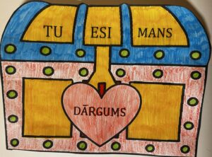 MĀTES DIENA – DĀRGUMU LĀDE! 1.-3.kl.